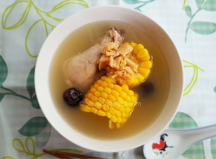 Hearty Chinese chicken and sweet corn soup recipe