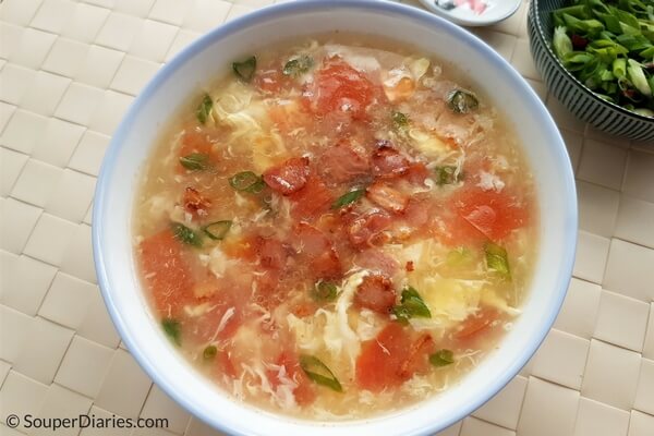 Tomato egg drop soup