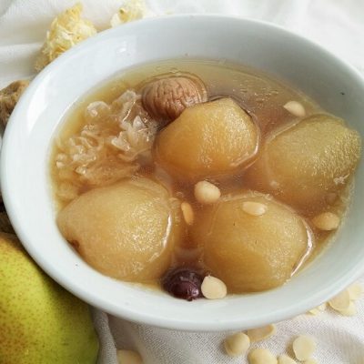 Pear Soup with Pork Ribs
