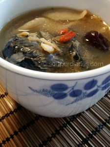 black chicken ginseng soup