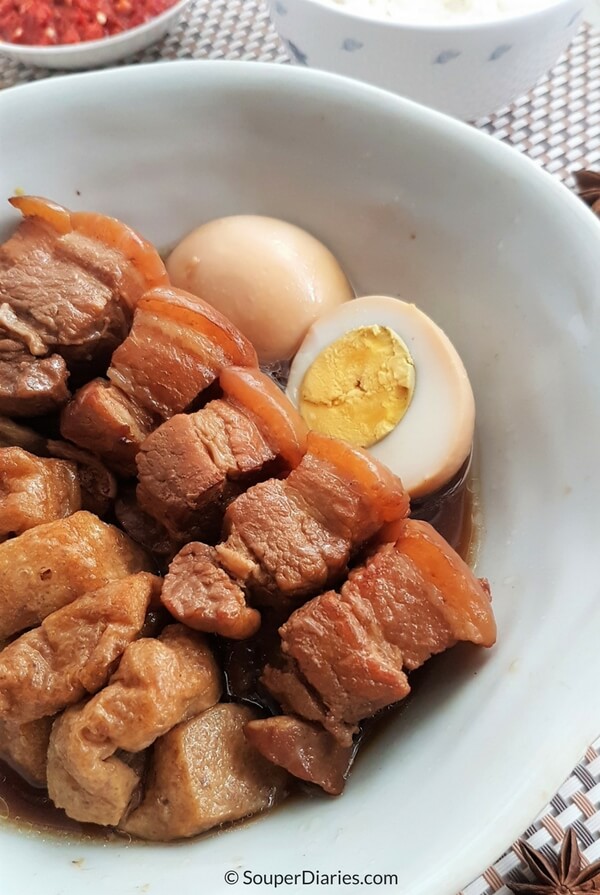 Tau Yew Bak Recipe (Braised Pork Belly in Soy Sauce)