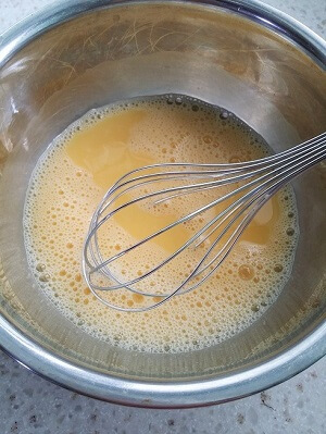 Whisk Eggs