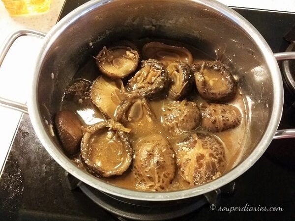 braised shiitake mushrooms