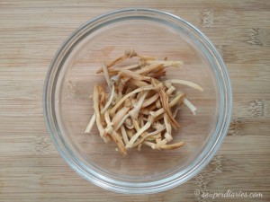 dried lily buds