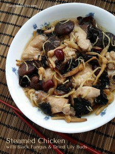 Steamed Chicken with Black Fungus