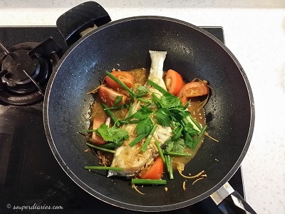 Frying fish with happycall wok
