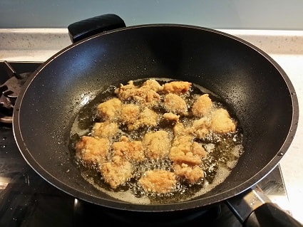 deep frying chicken