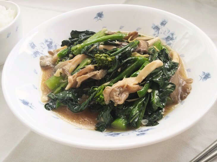 stir fried kailan with oyster sauce