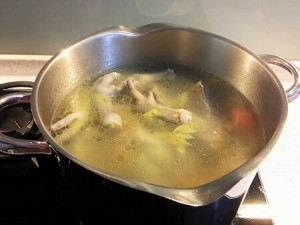 How to Make Chicken Stock Recipe - Souper Diaries