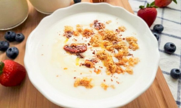 Easy homemade yogurt recipe