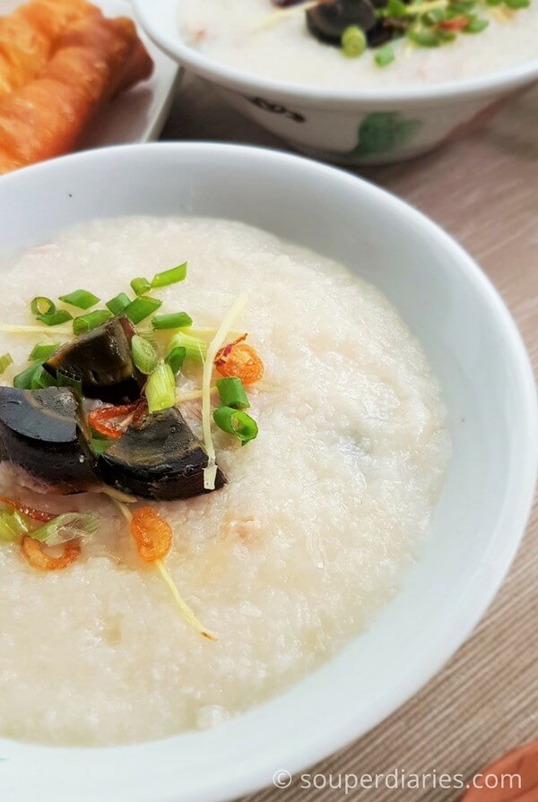 Century Egg Pork Congee Recipe ((皮蛋瘦肉粥) - Souper Diaries