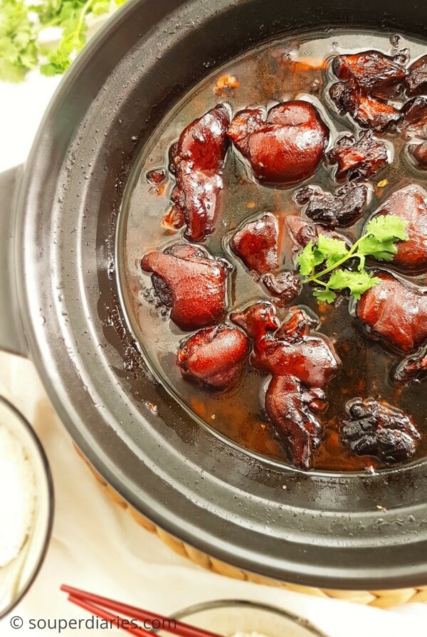 pig-trotters-in-sweet-black-vinegar-stew - Souper Diaries