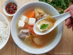 Salted vegetable tofu soup