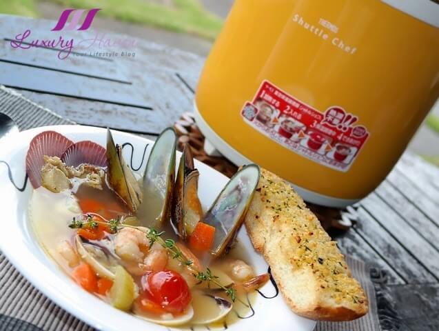 Shellfish soup using Thermos Shuttle Chef