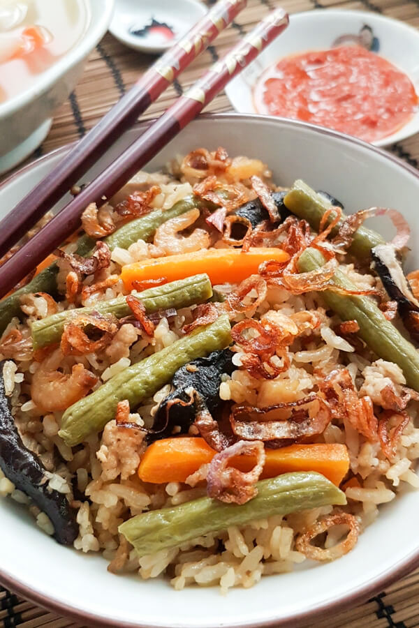Long bean rice with minced pork, carrot and shiitake mushroom